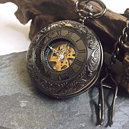 Wind up deals pocket watch