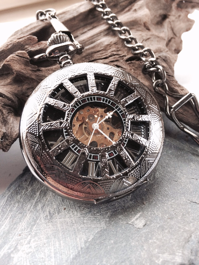 Wedding Party Gift Personalized Black Pocket watch Engravable Mechanical Mens Watch Gift For Him Personalized Groomsmen  Gifts  VM026